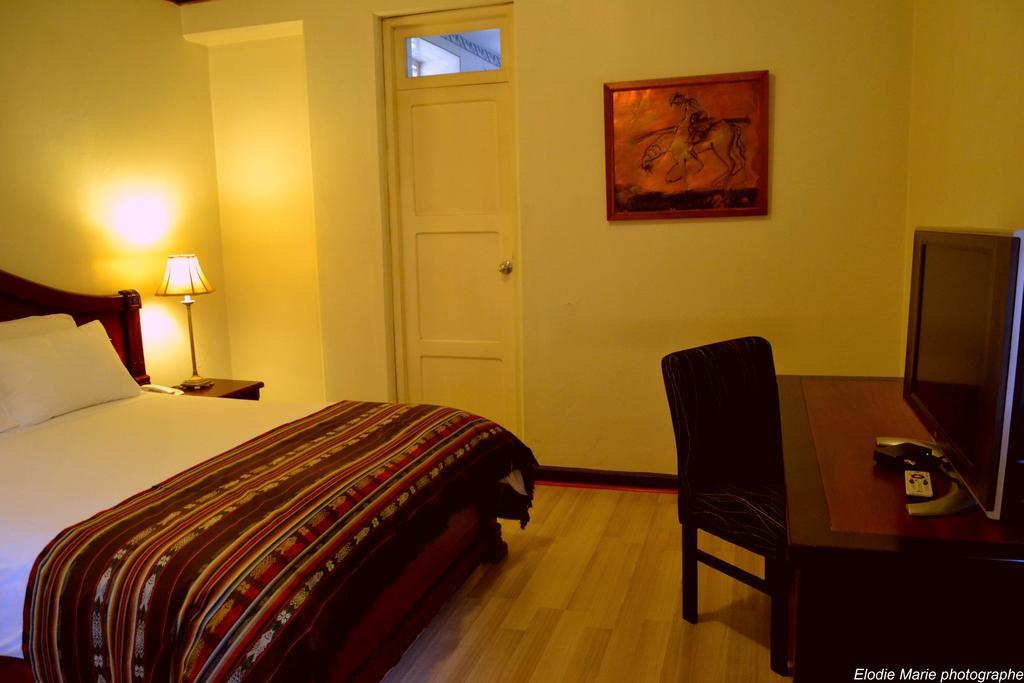 Hotel Cuenca Bagian luar foto