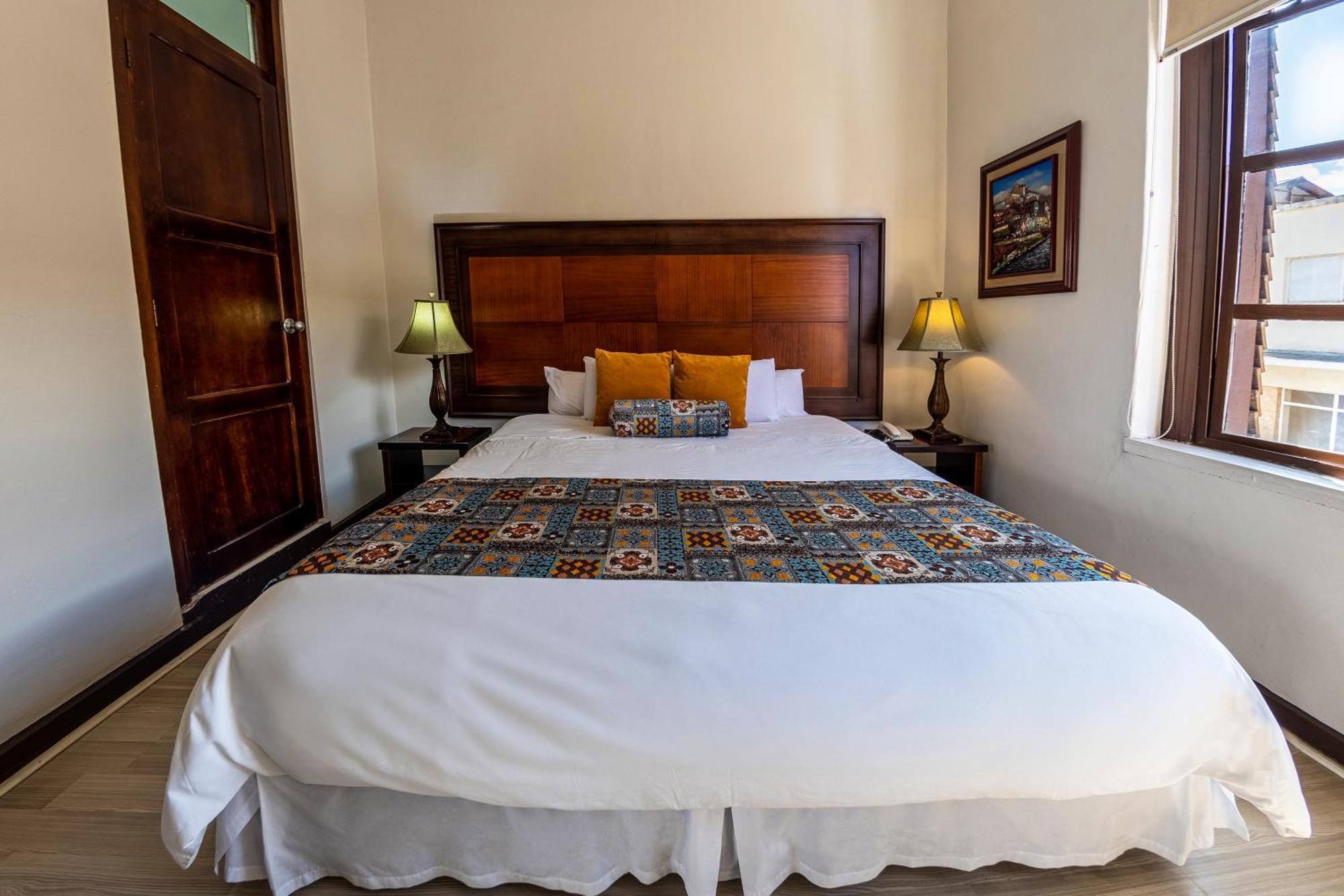 Hotel Cuenca Bagian luar foto