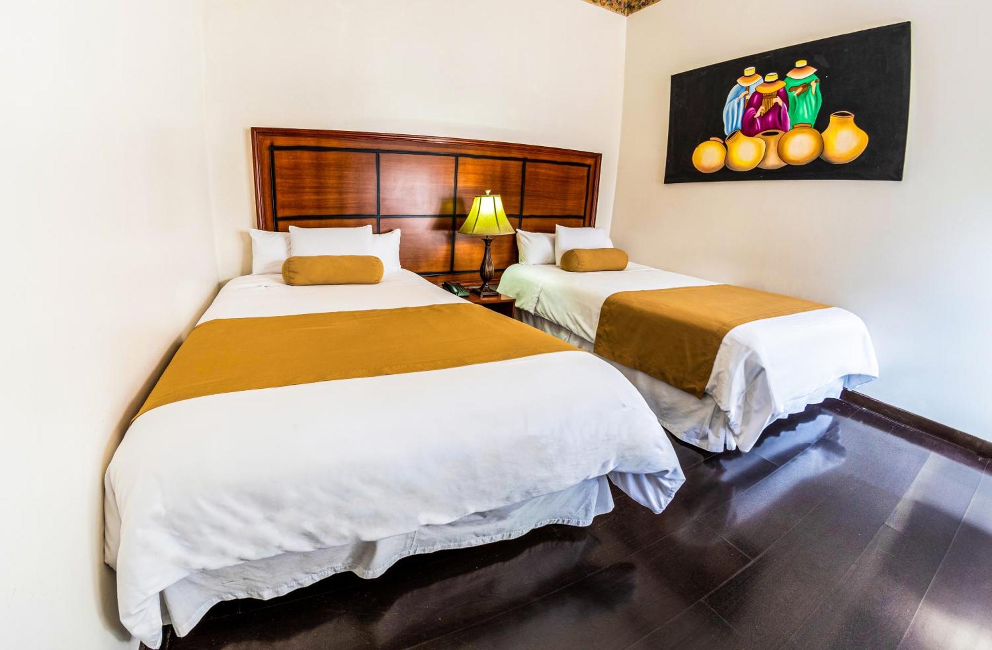 Hotel Cuenca Bagian luar foto