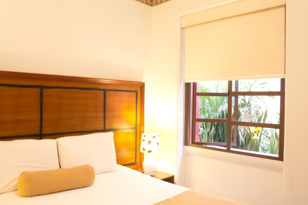 Hotel Cuenca Bagian luar foto