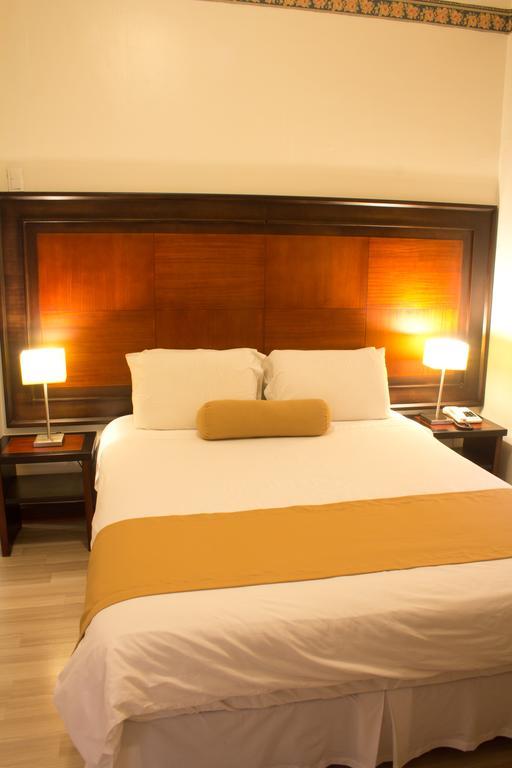 Hotel Cuenca Bagian luar foto